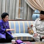 FB_IMG_1790637419932 Prabowo Takziah ke Kediaman Megawati, Sampaikan Penghormatan untuk Guruh Soekarnoputra