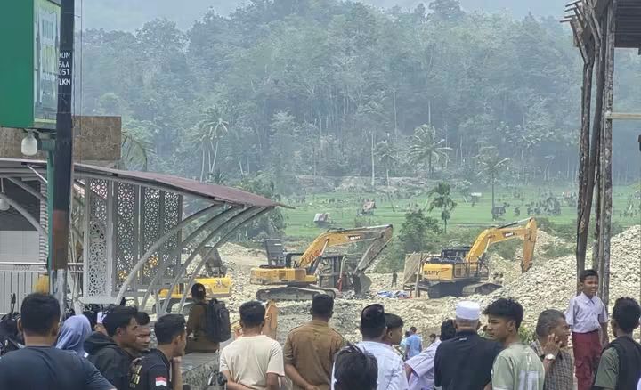 Warga Klaim Sudah Ingatkan Aktivitas PETI, Tiga Ekskavator Dibakar di Madina