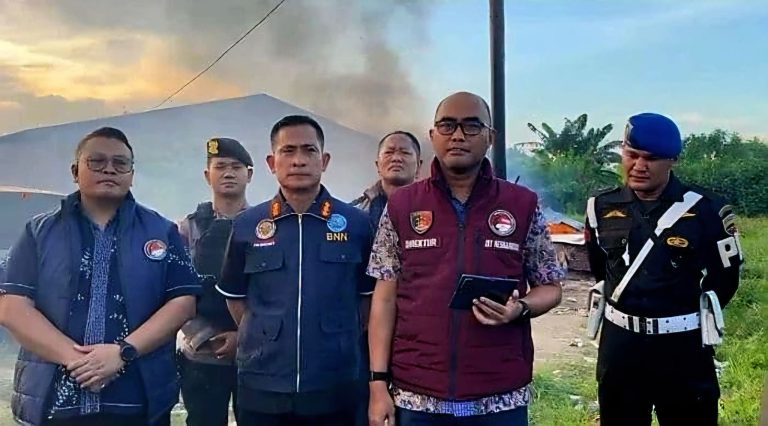 BERULANG KALI DIGEREBEK, JERMAL KEMBALI DISASAR! LIMA ORANG DIAMANKAN, EFEKTIFKAH PEMBERANTASAN NARKOBA?