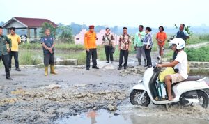 IMG-20261017-WA0002 Pemkab Simalungun Seriusi Perbaikan Jalan Penghubung Huta Bayu Raja–Bosar Maligas