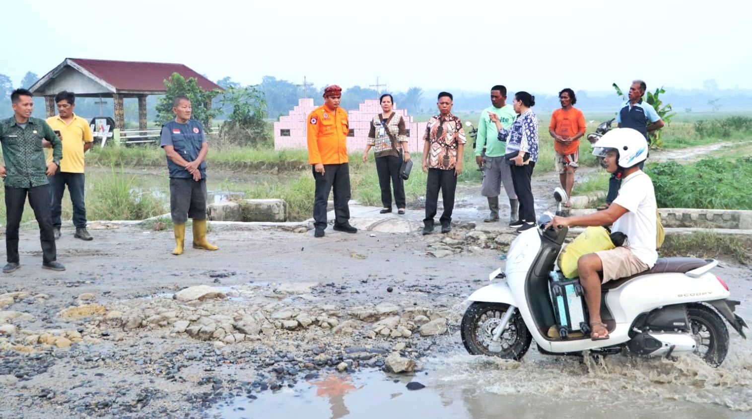 Pemkab Simalungun Seriusi Perbaikan Jalan Penghubung Huta Bayu Raja–Bosar Maligas