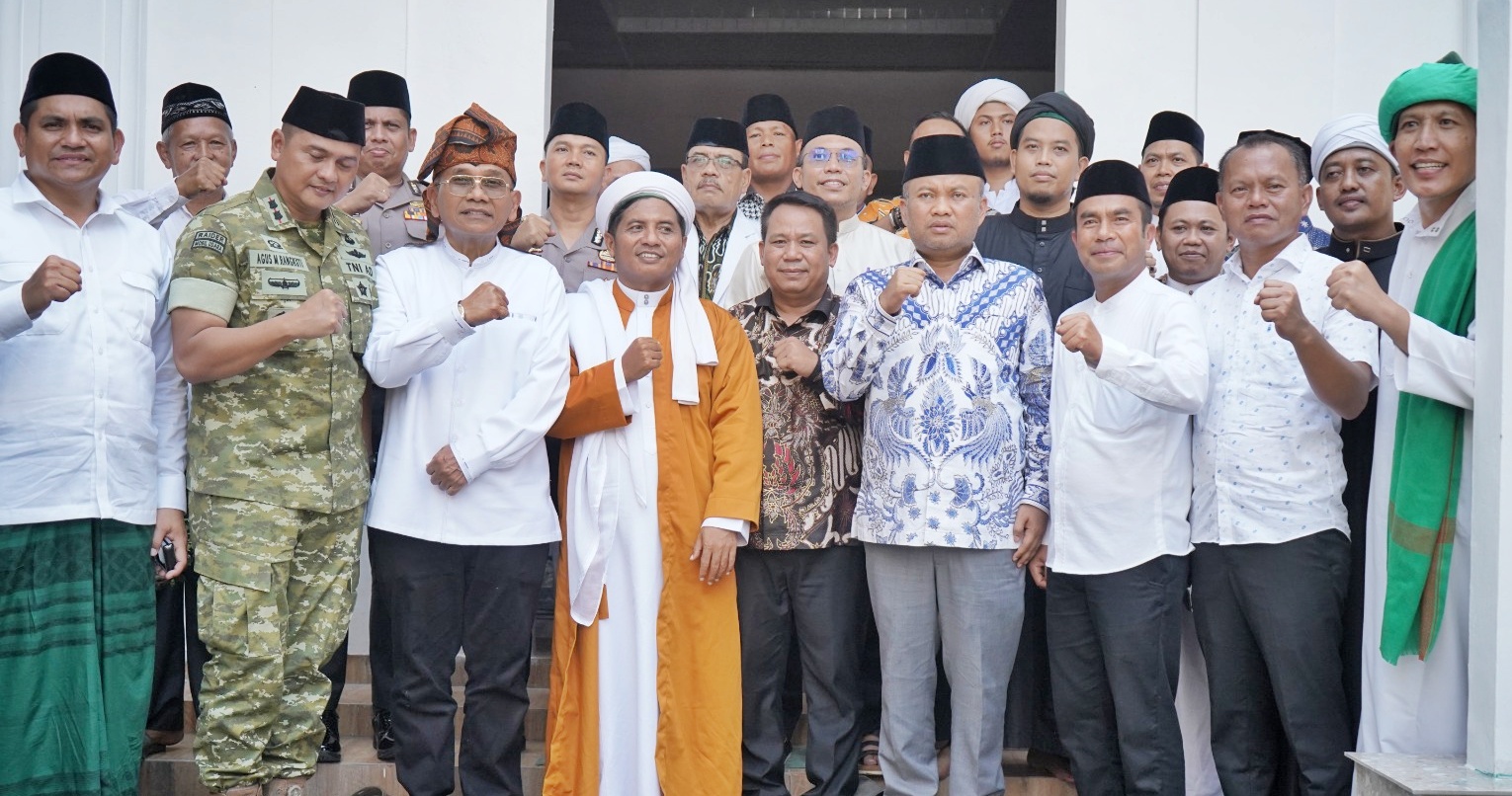 IMG-20261018-WA0051 Bupati Simalungun Resmikan Rumah Peradaban Tahfiz Qur’an Haji Dr. Sugiat Santoso di Peringatan Haul ke-17 Tuan Guru Batak