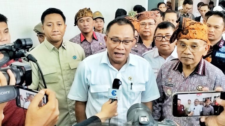 Bupati dan Wakil Bupati Simalungun Sambut Hangat Kunjungan Kerja Menteri Lingkungan Hidup RI